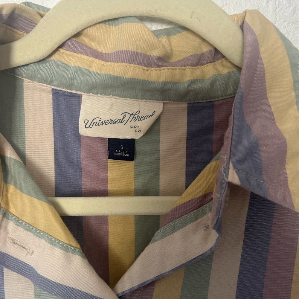 Stripped Button Down | Universal Thread - Picture 4 of 5